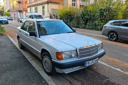 Mercedes-Benz 190 165.900 km 6.699 &euro; Freiburg 79100