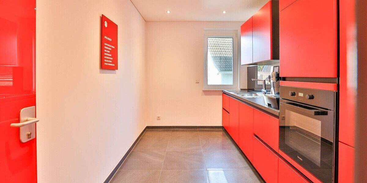 Gewerbeobjekt Bremerhaven Schiffdorferdamm - 8 Zimmer, 299.000&euro; | Angebot:25846106