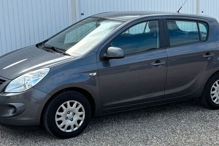 Hyundai i20 330.000 km 1.620 &euro; Dürrlauingen / Ortsteil Mindelaltheim 89350