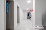 DACHPERLE - lichtdurchflutete Dachgeschoßwohnung mit Einbauküche in HomburgEinöd!