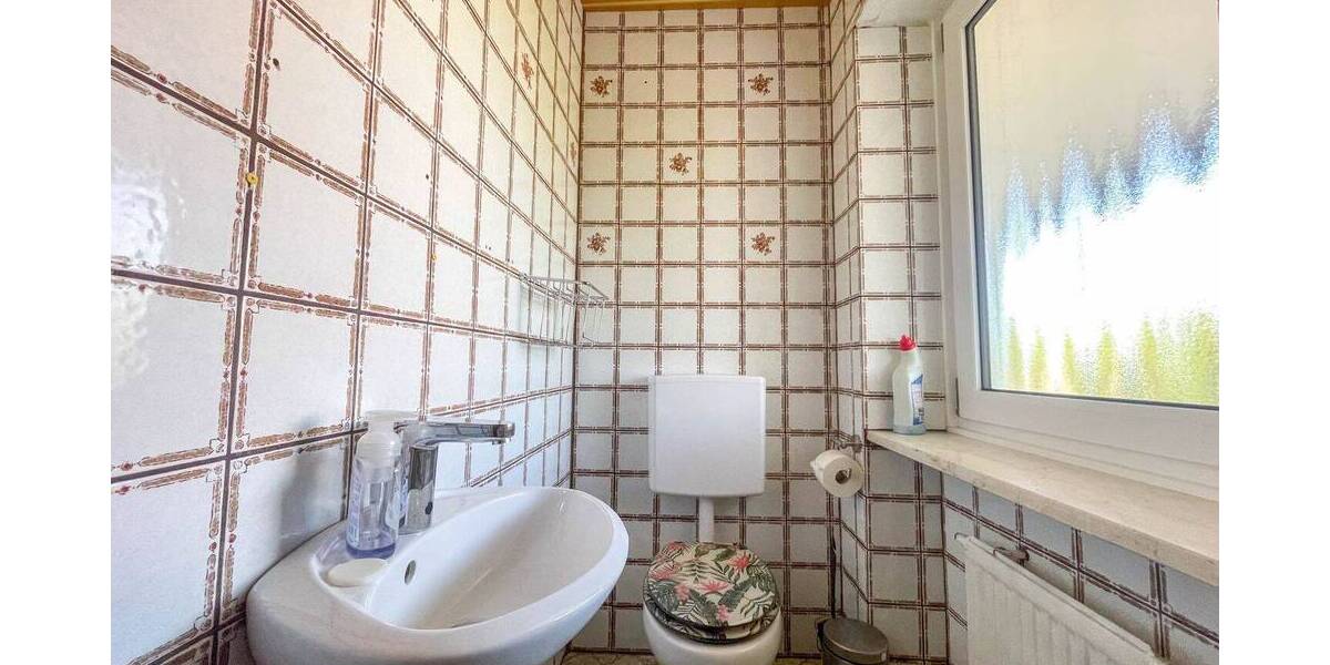 Einfamilienhaus Neuötting - 8 Zimmer, 229 m&sup2;, 660.000&euro; | Angebot:26541162