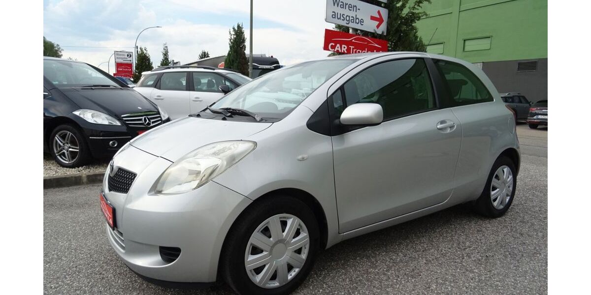 Toyota Yaris 81.000 km 2.900 &euro; Landshut 84030
