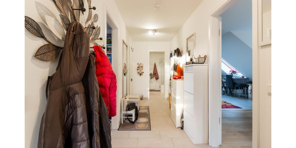 Attraktive Dachgeschoßwohnung mit herrlichem Blick ins Grüne in Trier-Irsch 3 zimmer