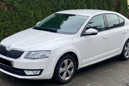 Skoda Octavia 90.000 km 9.000 &euro; Ubstadt-Weiher 76698