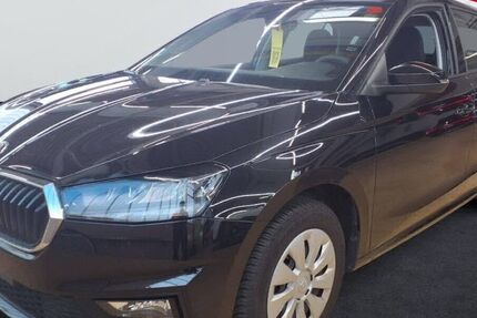 Skoda Fabia 24.900 km 16.340 &euro; Wackersdorf 92442