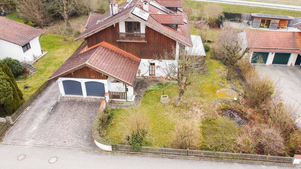 Doppelhaushälfte Tüßling - 6 Zimmer, 186 m&sup2;, 550.000&euro; | Angebot:26358838