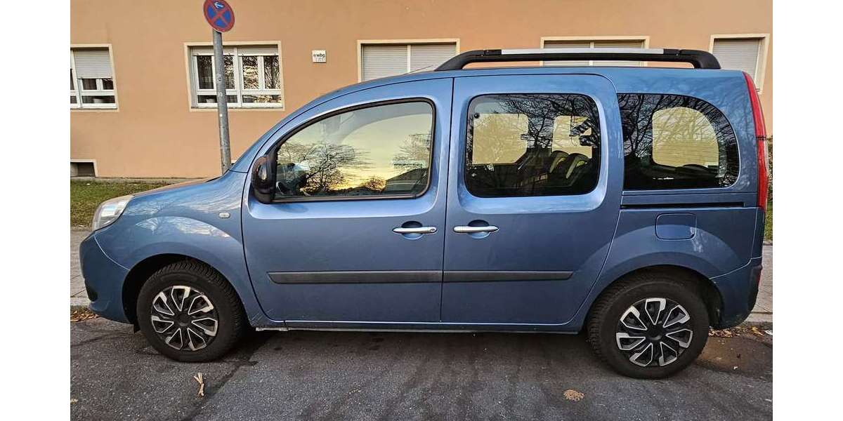 Renault Kangoo 104.000 km 6.800 &euro; Nürnberg 90461