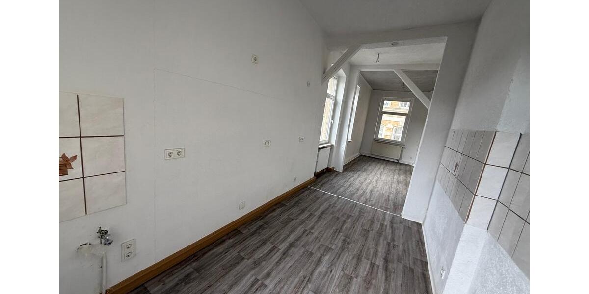 Etagenwohnung Greiz - 4 Zimmer, 115 m&sup2;, 650&euro; | Angebot:25887625
