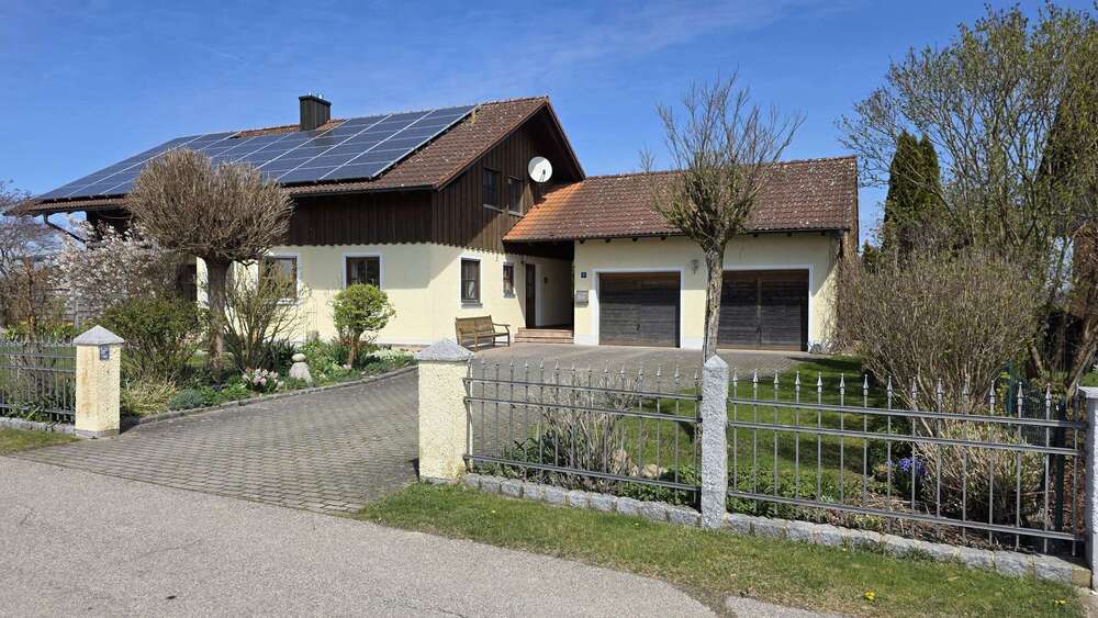 Einfamilienhaus Bad Füssing - 7 Zimmer, 190 m&sup2;, 450.000&euro; | Angebot:26313292