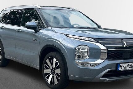 Mitsubishi Outlander 3.469 km 54.990 € Hoyerswerda 02977