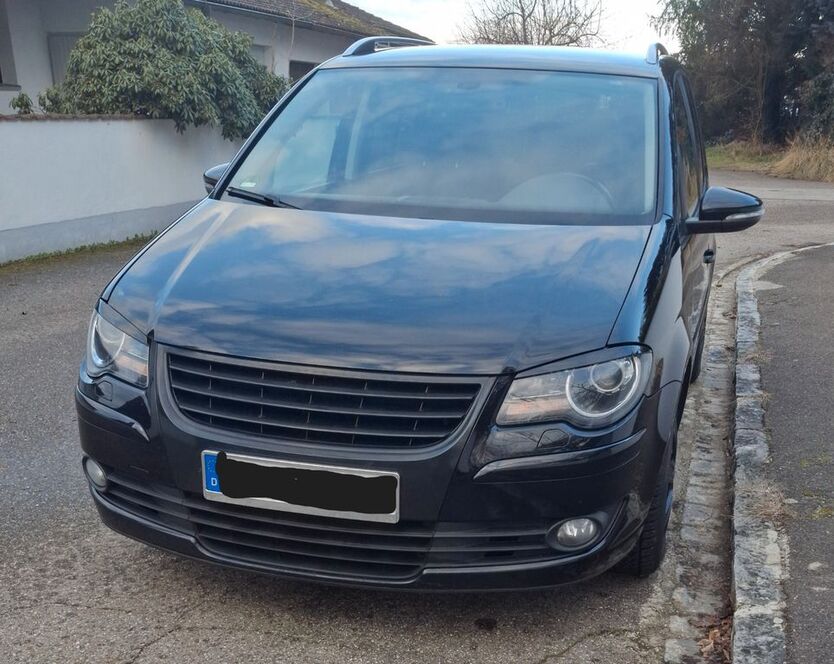 VW Touran 140.000 km 6.900 € Reichertshofen 85084