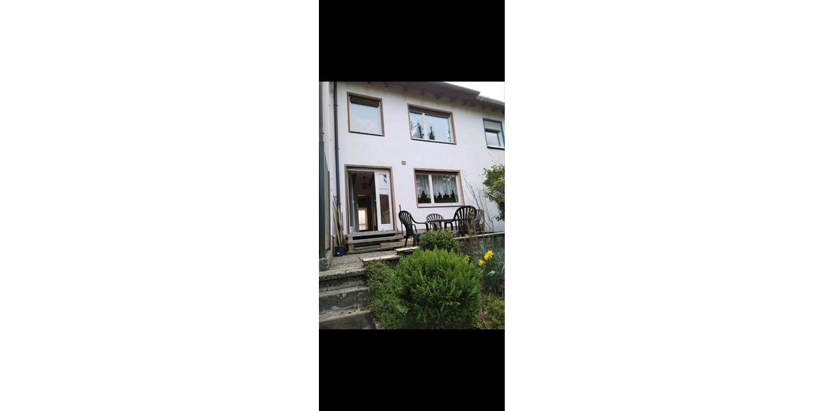 Einfamilienhaus Hof Christiansreuth - 3 Zimmer, 80 m&sup2;, 300&euro; | Angebot:25791486