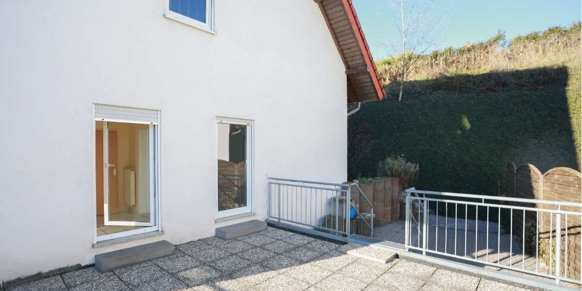 Großzügiges REH mit 2 Terrassen – Ihr neues Zuhause mit Potenzial vermietet zum 01.08..2026 - Terrassenwohnung Queidersbach | Angebot:27156590