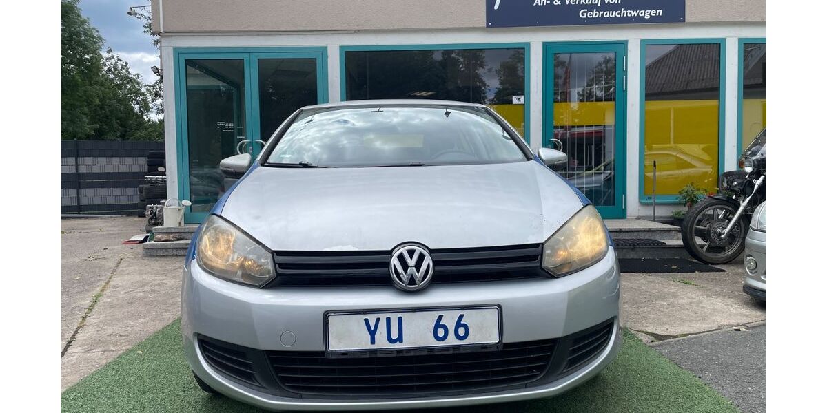 VW Golf 166.000 km 2.490 &euro; Marktrodach 96364