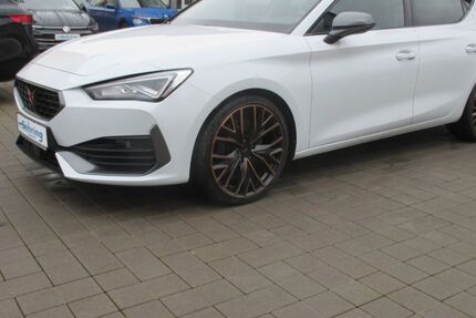 Cupra Leon 18.000 km 29.590 &euro; Dombühl 91601