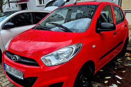 Hyundai i10 184.000 km 1.650 &euro; berlin/friedrichshain 10243