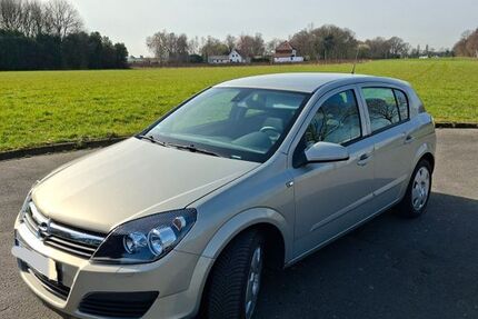 Opel Astra 39.500 km 2.999 &euro; Waltrop 45731