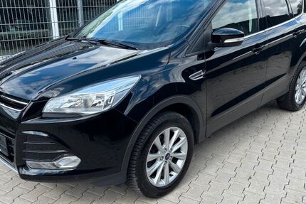 Ford Kuga 121.756 km 8.990 &euro; Dortmund 44145