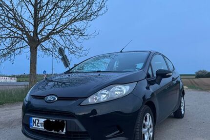 Ford Fiesta 70.080 km 4.000 &euro; Mainz 55124