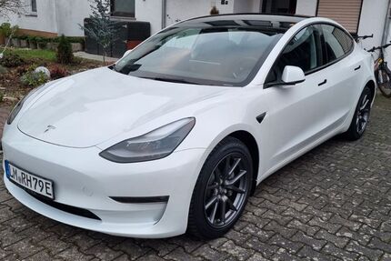 Tesla Model 3 149.500 km 23.500 &euro; Hünfelden 65597
