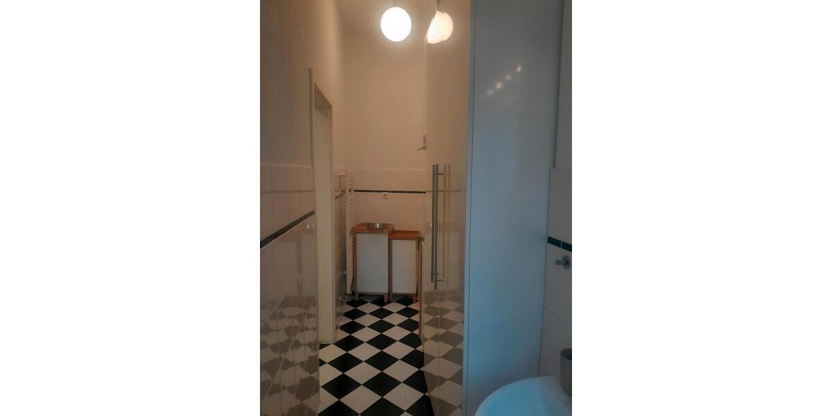 Erdgeschoßwohnung Wiesbaden Nordost - 1 Zimmer, 20 m&sup2;, 450&euro; | Angebot:24877668