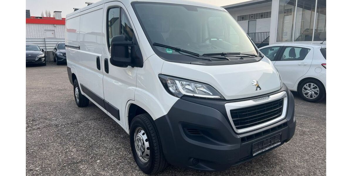 Peugeot Boxer 131.487 km 8.900 &euro; Hamm 59067