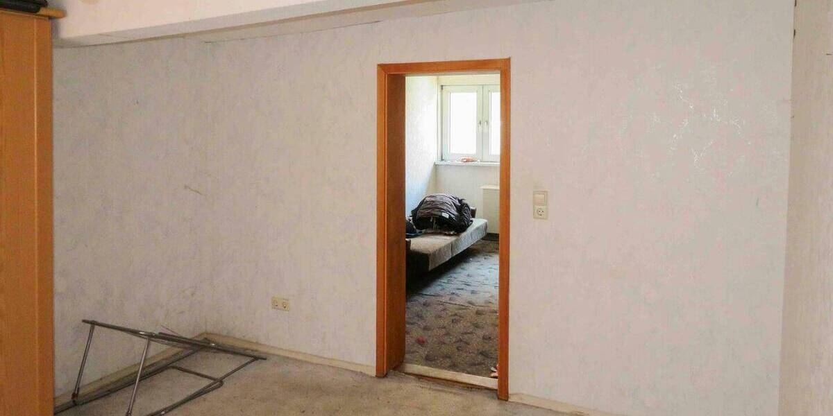 Einfamilienhaus Eppingen Elsenz - 1 Zimmer, 210 m&sup2;, 145.000&euro; | Angebot:26290990