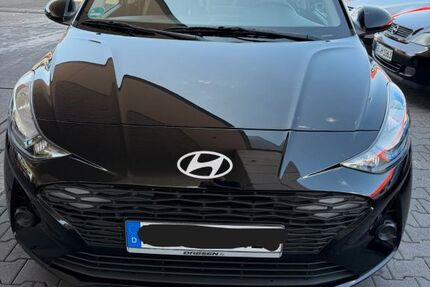 Hyundai i10 9.500 km 12.490 &euro; Essen 45326