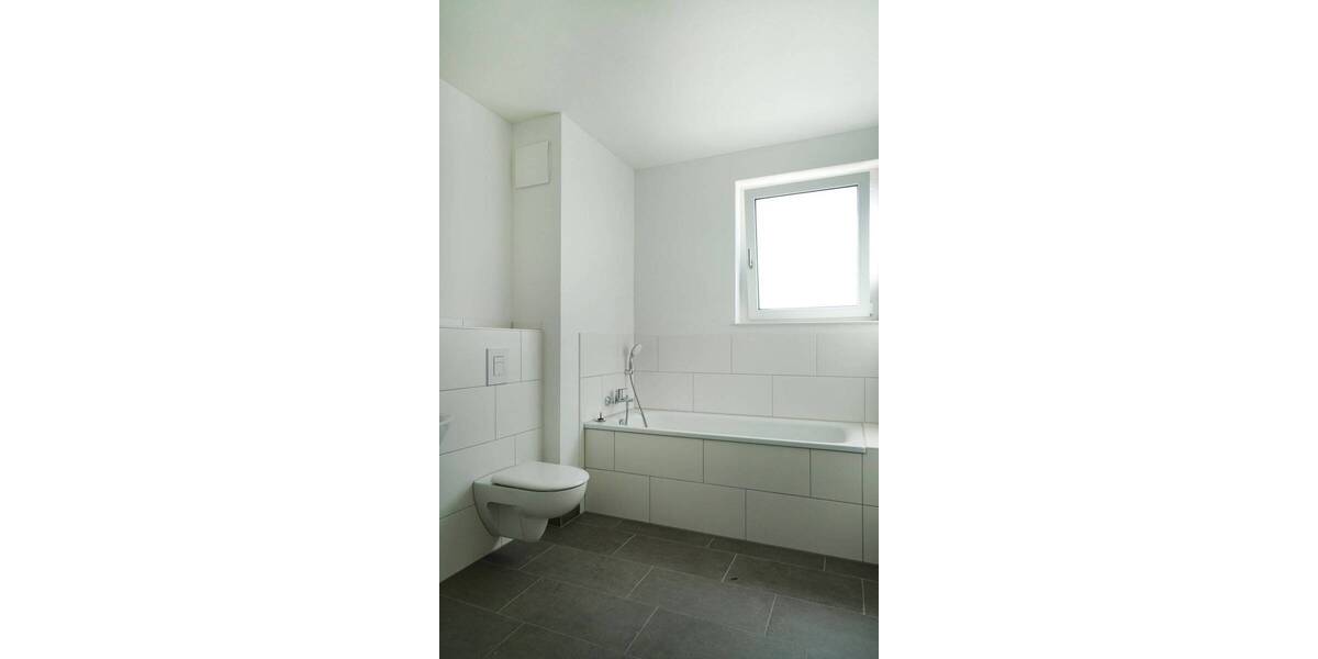 Etagenwohnung Berlin Siemensstadt - 3 Zimmer, 93 m&sup2;, 1.574&euro; | Angebot:26852134