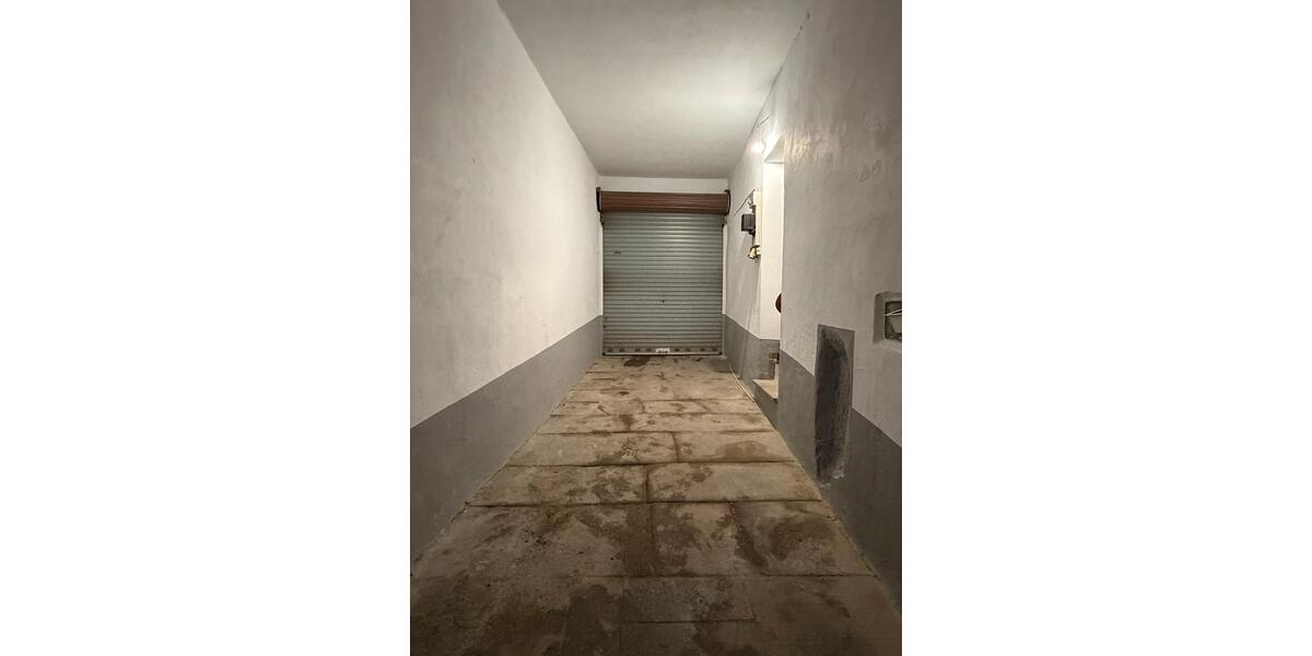 Frisch renoviertes Reihenmittelhaus zum Vermieten 6 zimmer