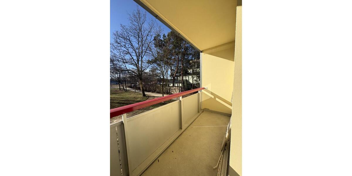 Etagenwohnung Cottbus Spremberger Vorstadt - 1 Zimmer, 39 m&sup2;, 315&euro; | Angebot:24425693