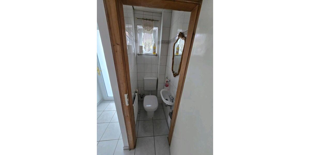 Reihenhaus Kaiserslautern Betzenberg - 3 Zimmer, 110 m&sup2;, 1.500&euro; | Angebot:26394081