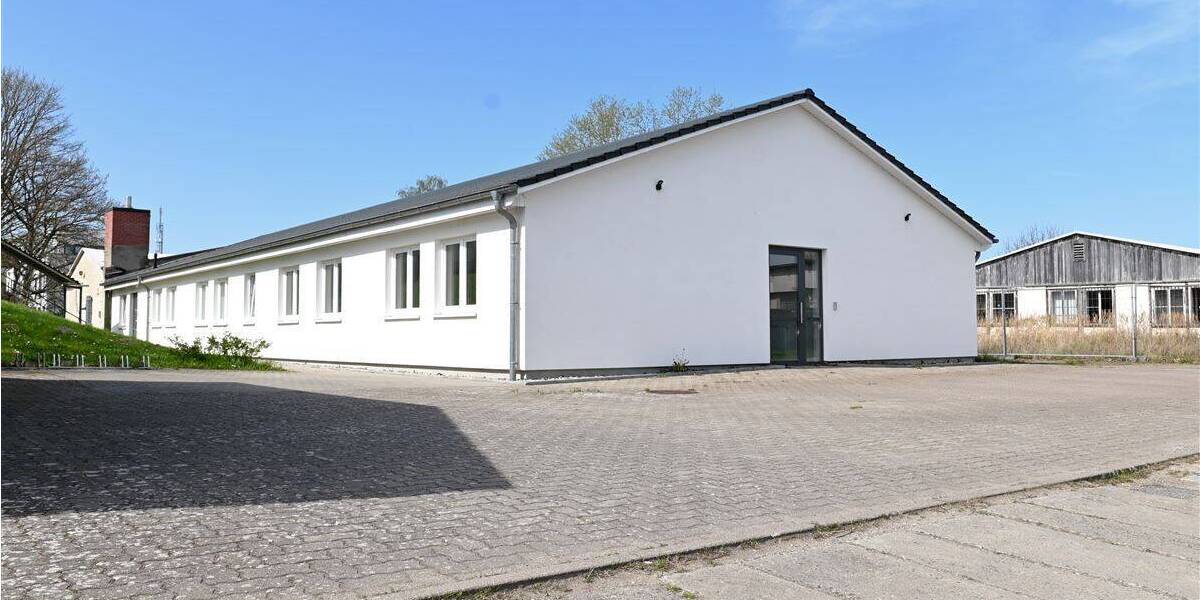 Gewerbeeinheit in zentraler Lage 4 zimmer