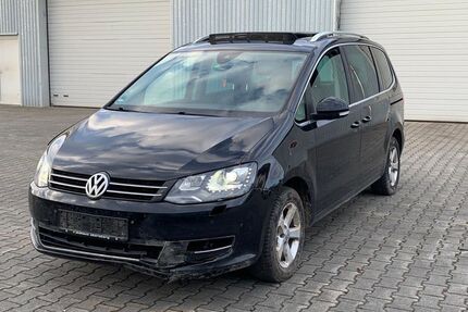 VW Sharan 214.018 km 7.690 &euro; München 81243