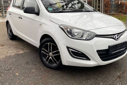 Hyundai i20 49.000 km 6.980 &euro; Hamburg 22179