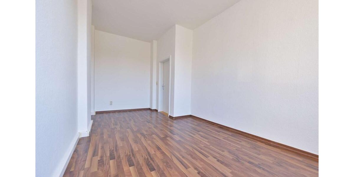 Etagenwohnung Hohenstein-Ernstthal Ernstthal - 3 Zimmer, 63 m&sup2;, 345&euro; | Angebot:26001486
