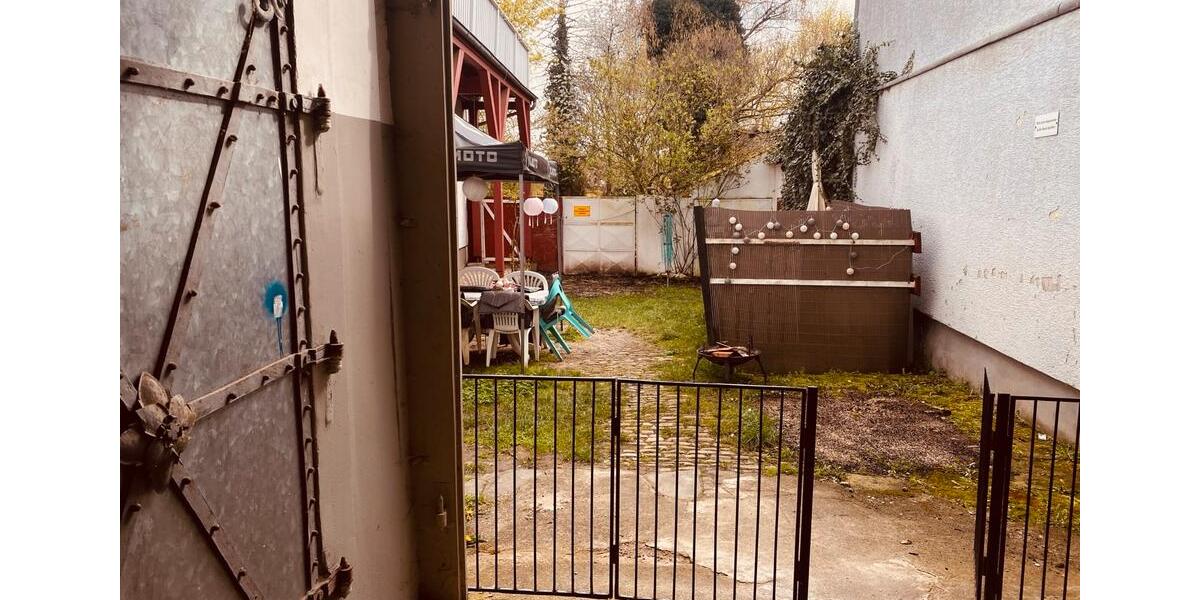 Etagenwohnung Eisenberg - 1 Zimmer, 60 m&sup2;, 350&euro; | Angebot:26134113
