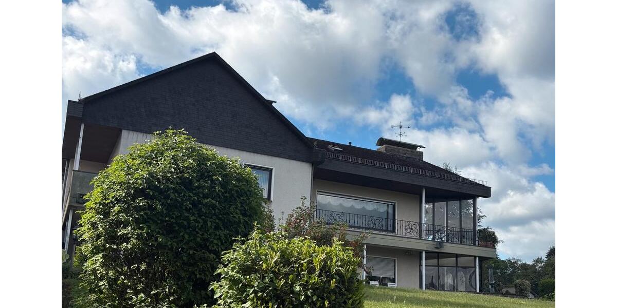Einfamilienhaus Hillesheim - 8 Zimmer, 250 m&sup2;, 490.000&euro; | Angebot:26984224