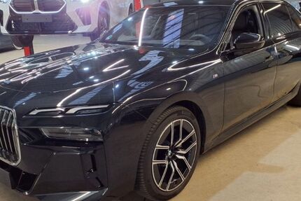 BMW 740 26.485 km 89.450 &euro; Lüneburg 21339