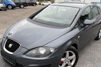 Seat Leon 177.800 km 2.999 &euro; Freudenberg 97896
