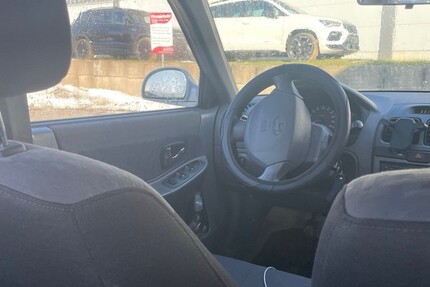 Hyundai Accent 110.000 km 1.100 &euro; Marktredwitz 95615