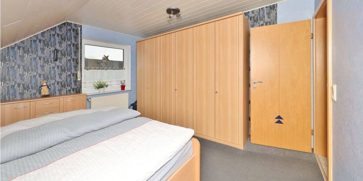 Einfamilienhaus Wilhelmshaven Fedderwarden - 8 Zimmer, 203 m&sup2;, 279.000&euro; | Angebot:26851798