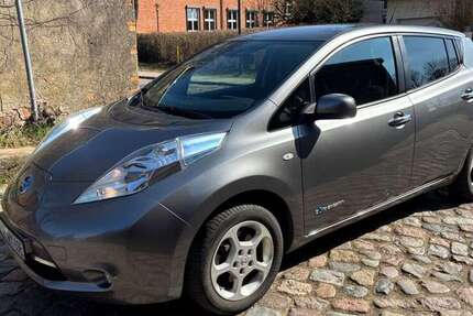 Nissan Leaf 55.648 km 8.393 &euro; Woldegk 17348