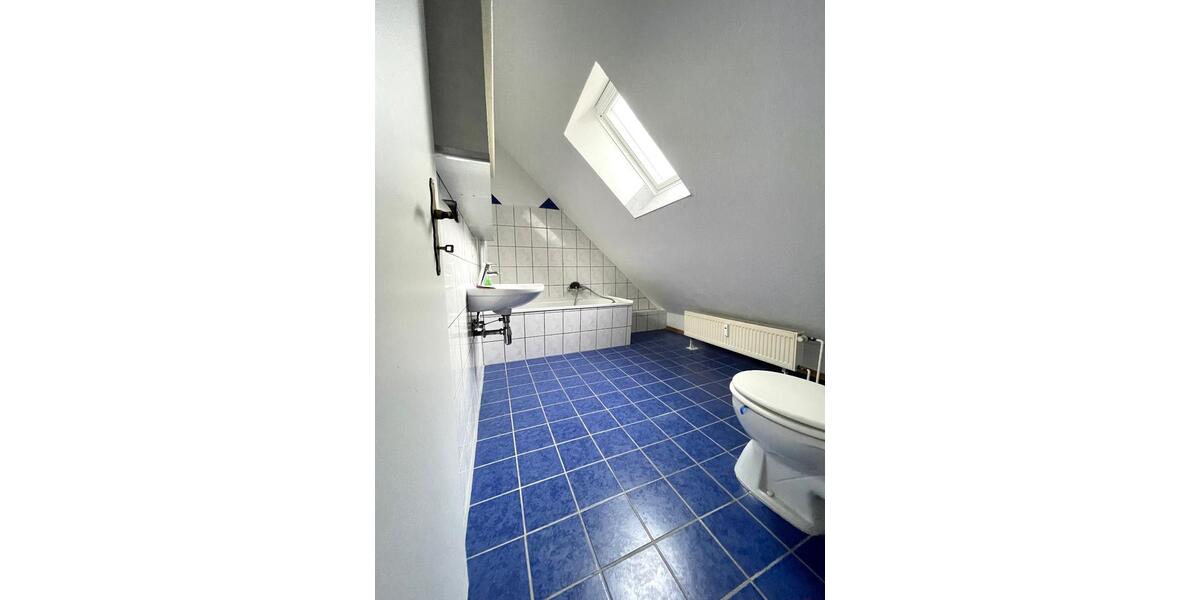 Reihenhaus Sehnde - 3 Zimmer, 95 m&sup2;, 890&euro; | Angebot:23795237