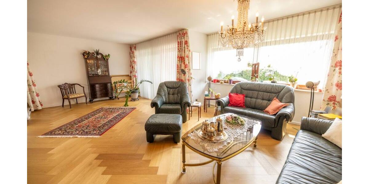 Einfamilienhaus Fürth Burgfarrnbach - 6 Zimmer, 168 m&sup2;, 699.000&euro; | Angebot:26320379