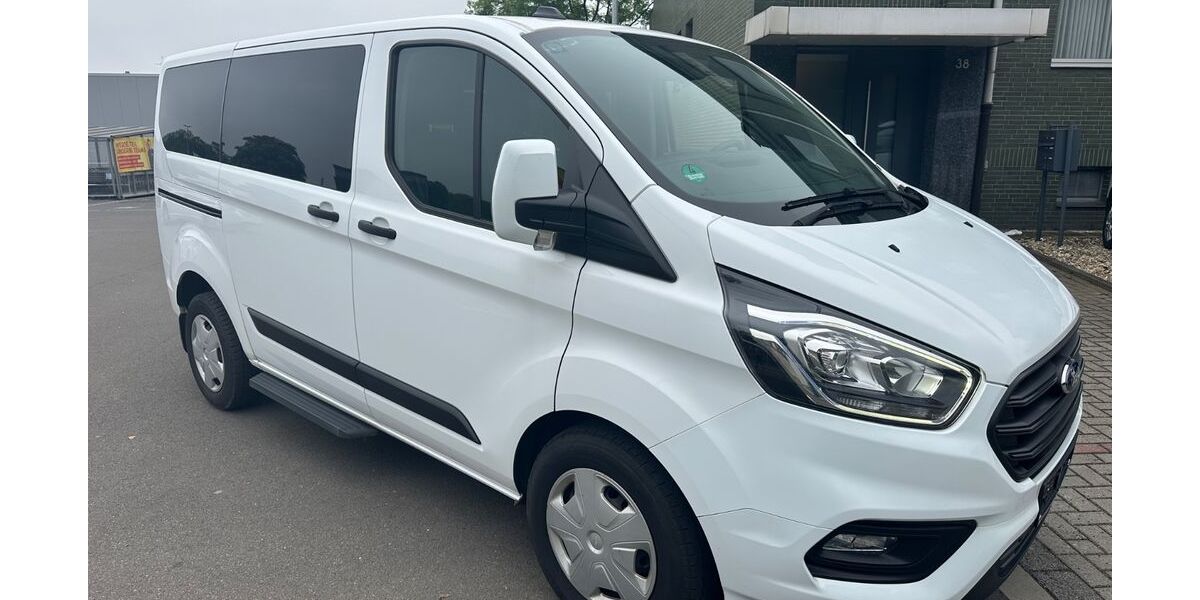 Ford Transit Custom 60.000 km 19.880 &euro; Duisburg 47138