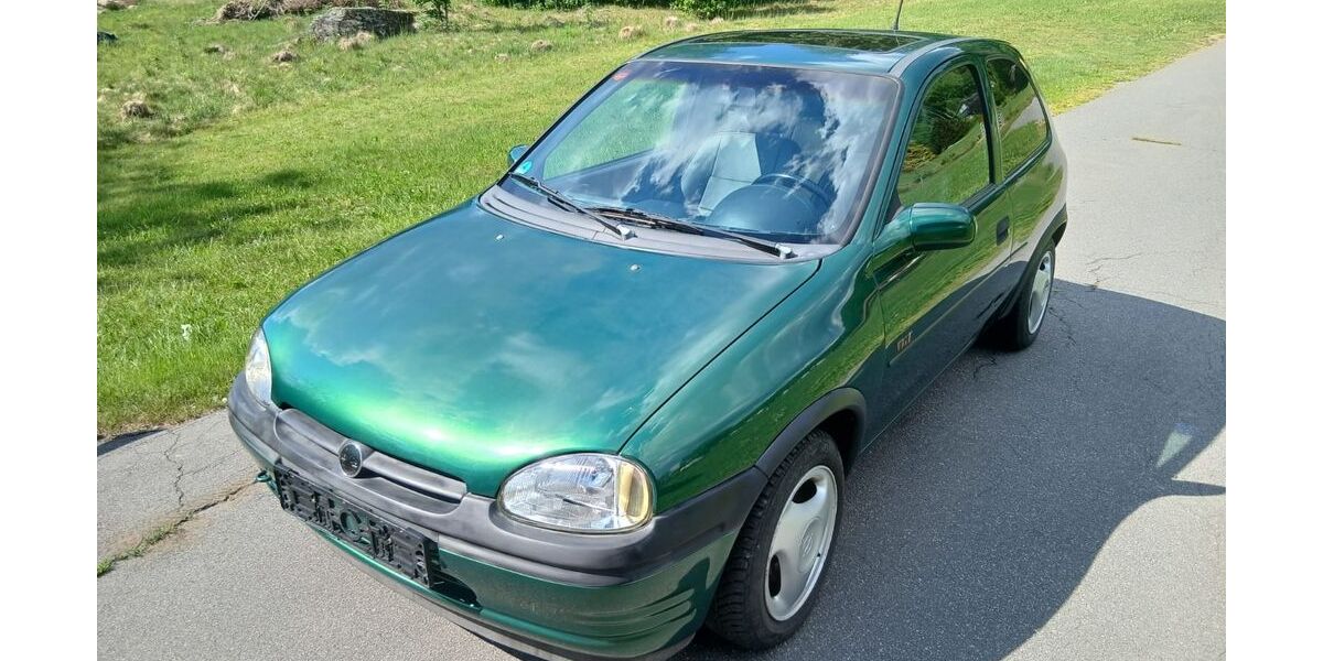 Opel Corsa 95.248 km 1.690 &euro; Spiegelau 94518