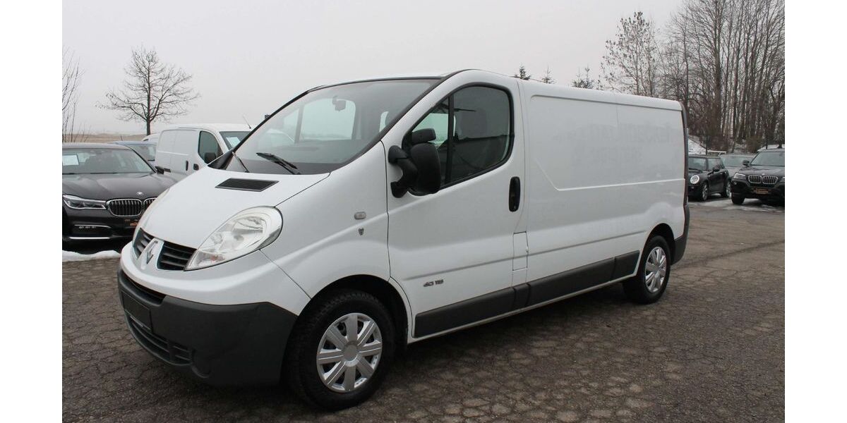 Renault Trafic 242.510 km 3.990 &euro; Holzkirchen bei München 83607