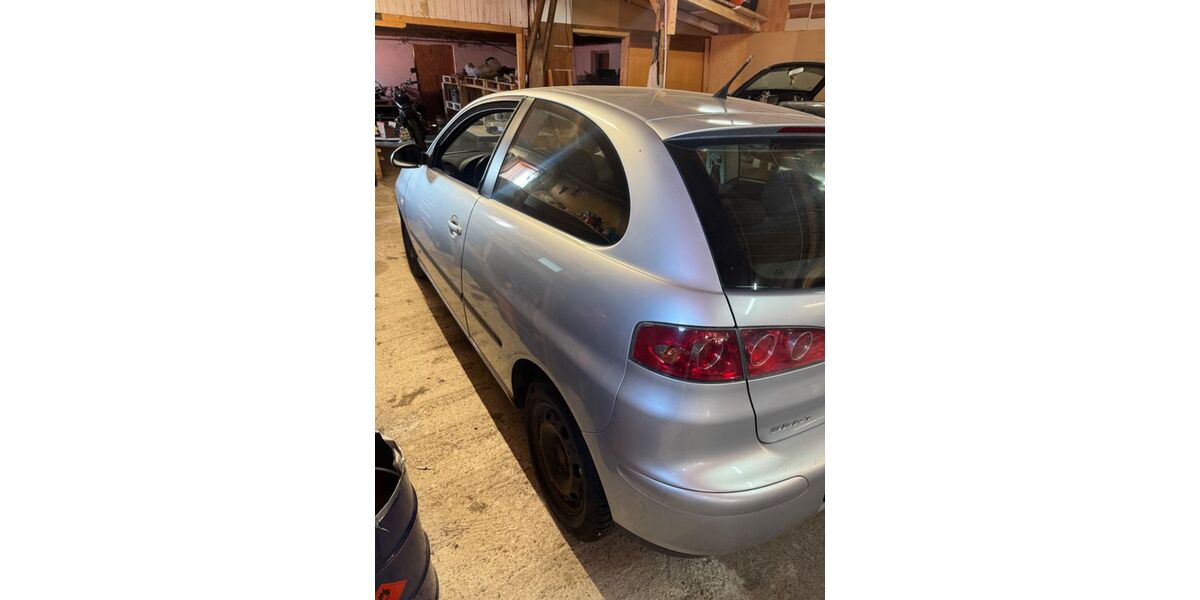 Seat Ibiza 220.456 km 750 &euro; Vornbach am inn 94152