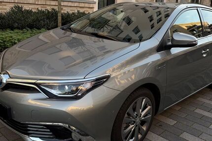 Toyota Auris 18.088 km 17.500 € Berlin 10707
